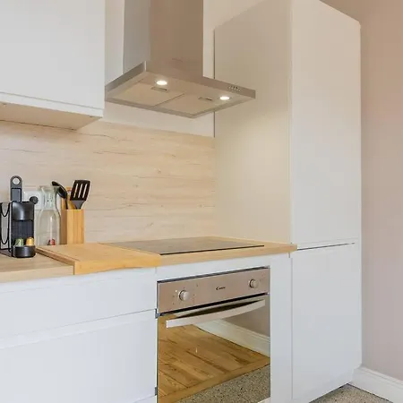 Les Arenes, Centre-gare-muse , 4 Pers *