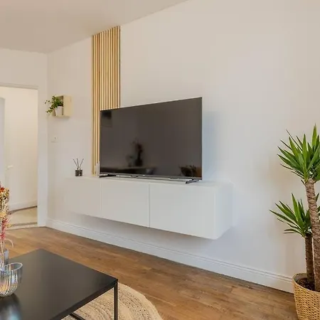 Les Arenes, Centre-gare-muse , 4 Pers *