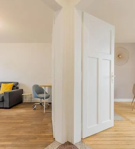 Les Arenes, Centre-gare-muse , 4 Pers * Metz